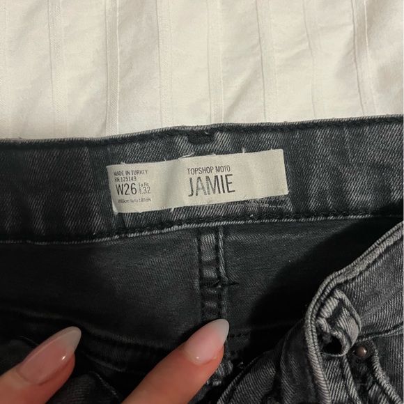 Black washed Jamie jeans - Picture 3 of 3